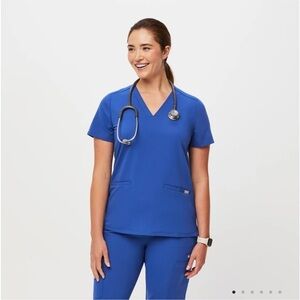 Figs Casma Three-Pocket Scrub Top Blue